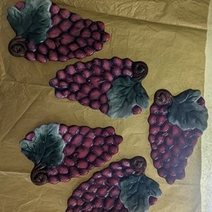 Spoon rest grape design